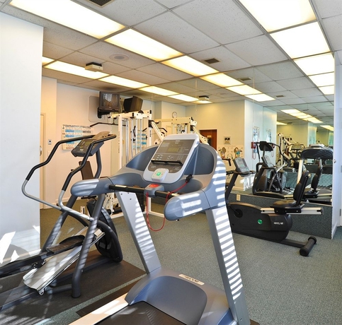 Imagen de los interiores del Hotel Avon Old Farms. Foto 8