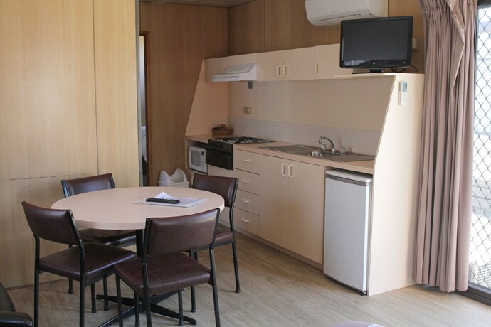 Imagen de la habitación del Hotel Avondel Caravan Park. Foto 14