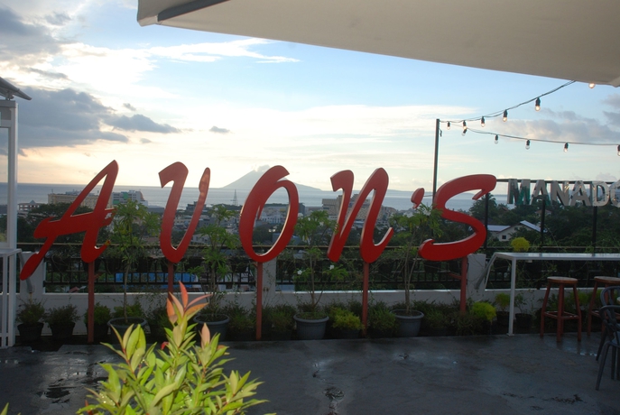 Imagen de los exteriores del Hotel Avon's Residence. Foto 15