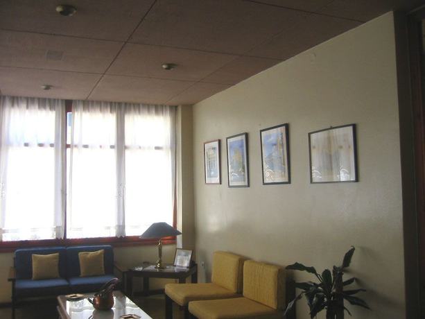 Imagen de los interiores del Hotel Avra, Aegina. Foto 18