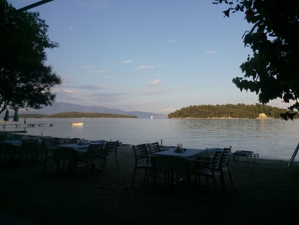 Imagen del bar/restaurante del Hotel Avra Beach, Léucade. Foto 5
