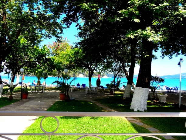 Imagen de los exteriores del Hotel Avra Beach, Léucade. Foto 16