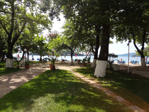 Imagen de los exteriores del Hotel Avra Beach, Léucade. Foto 19