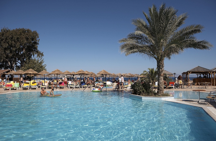 Imagen de la piscina del Hotel Avra Beach Resort and Bungalows - All Inclusive. Foto 16