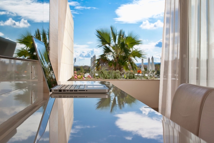 Imagen de la habitación del Hotel Avra Imperial. Foto 3