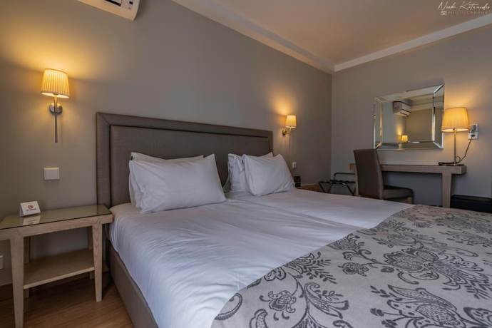 Imagen de la habitación del Hotel Avra, Katerini. Foto 13