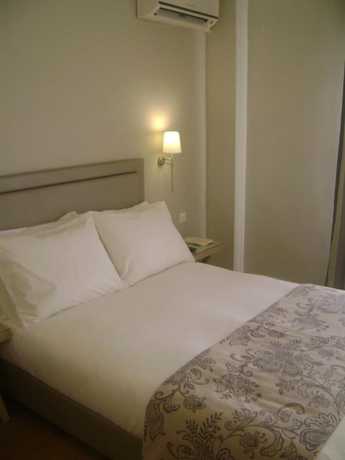 Imagen de la habitación del Hotel Avra, Katerini. Foto 14
