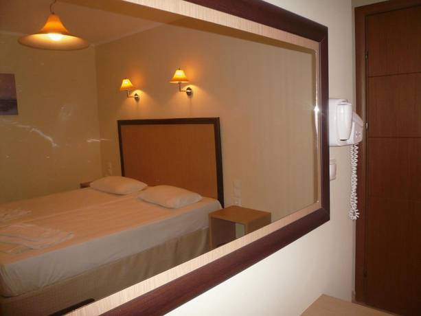 Imagen de la habitación del Hotel Avra, L&eacute;ucade. Foto 6