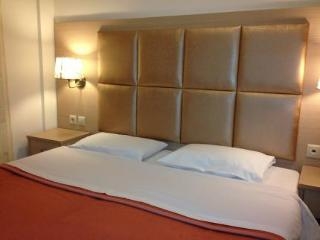 Imagen general del Hotel Avra, Peraia. Foto 4