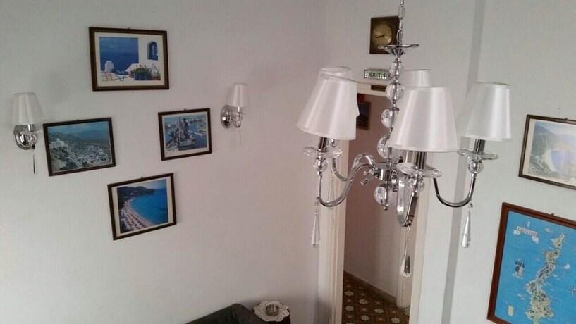 Imagen de los interiores del Hotel Avra Rooms. Foto 17