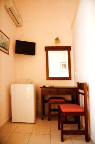 Imagen general del Hotel Avra, Tinos. Foto 1