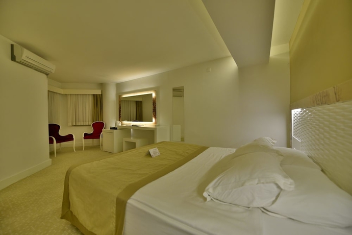 Imagen de la habitación del Hotel Avrasya. Foto 2