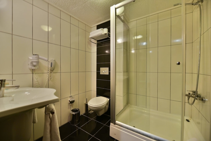 Imagen de la habitación del Hotel Avrasya. Foto 13