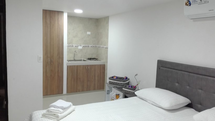 Imagen de la habitación del Hotel Avril. Foto 2