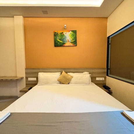 Imagen de la habitación del Hotel Avron Beach Resort. Foto 6