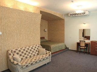 Imagen de la habitación del Hotel Avrora, Magnitogorsk. Foto 7