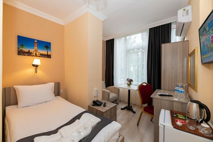 Imagen de la habitación del Hotel Avrupa Palace. Foto 14