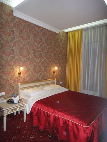 Imagen de la habitación del Hotel Avshar. Foto 15