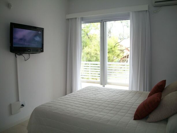 Imagen general del Hotel Avutarda De Carilo. Foto 14