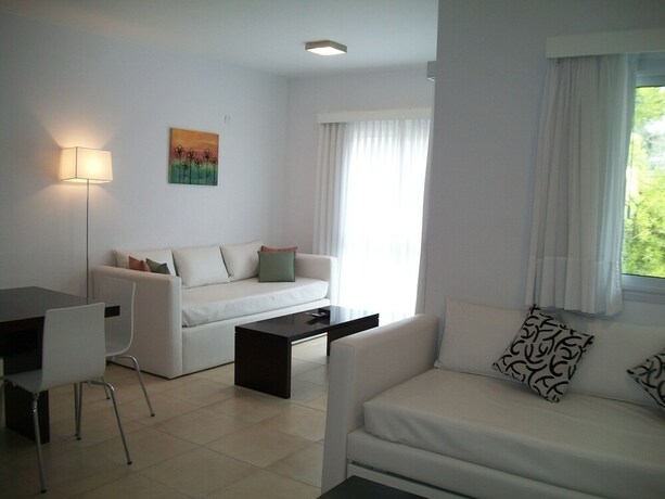 Imagen de la habitación del Hotel Avutarda De Carilo. Foto 22