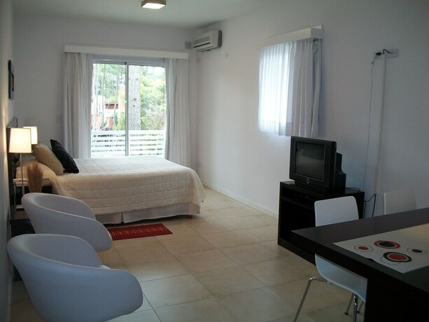 Imagen de la habitación del Hotel Avutarda De Carilo. Foto 23