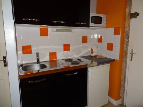 Imagen de la habitación del Hotel Avy Lyon Bellecour. Foto 3