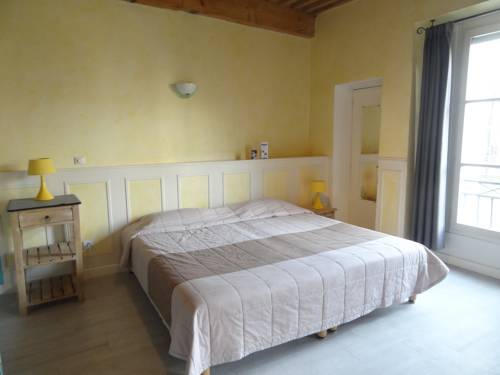 Imagen de la habitación del Hotel Avy Lyon Bellecour. Foto 10