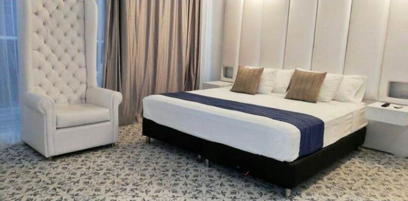 Imagen general del Hotel Aw Holidays Palace. Foto 1