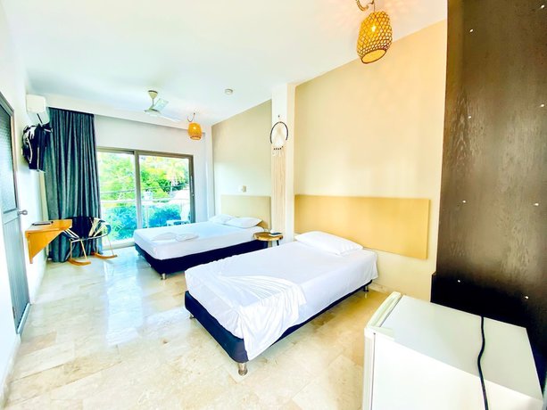 Imagen de la habitación del Hotel Awa de Mar. Foto 2