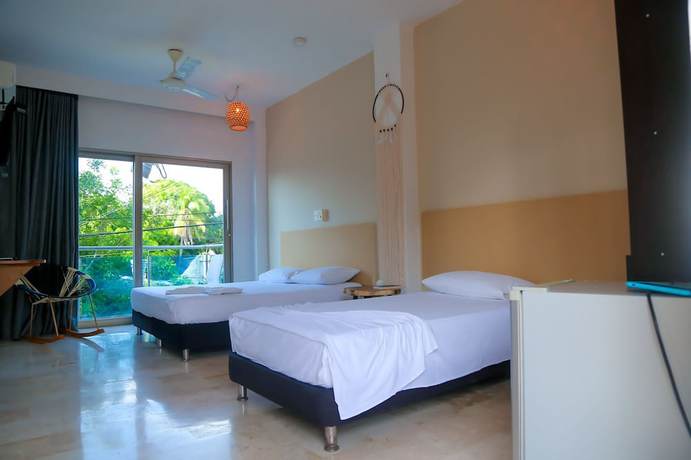 Imagen de la habitación del Hotel Awa de Mar. Foto 7