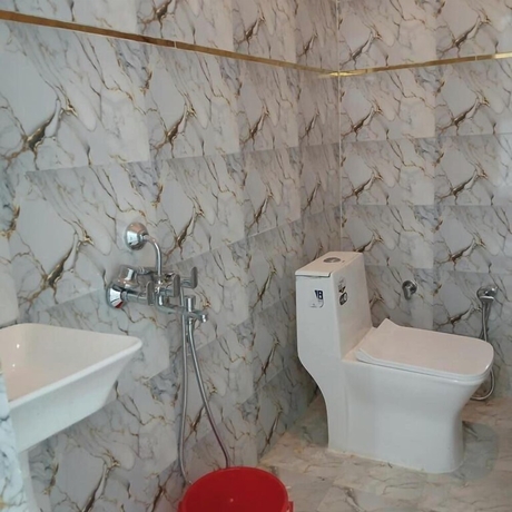 Imagen de la habitación del Hotel Awadh Biharee Inn. Foto 13