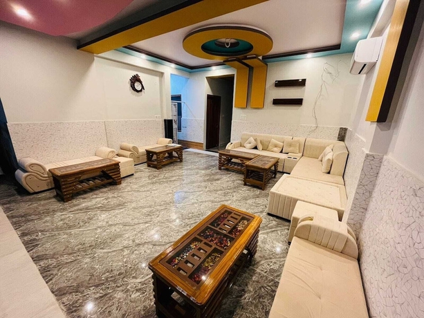 Imagen de la habitación del Hotel Awadh. Foto 13