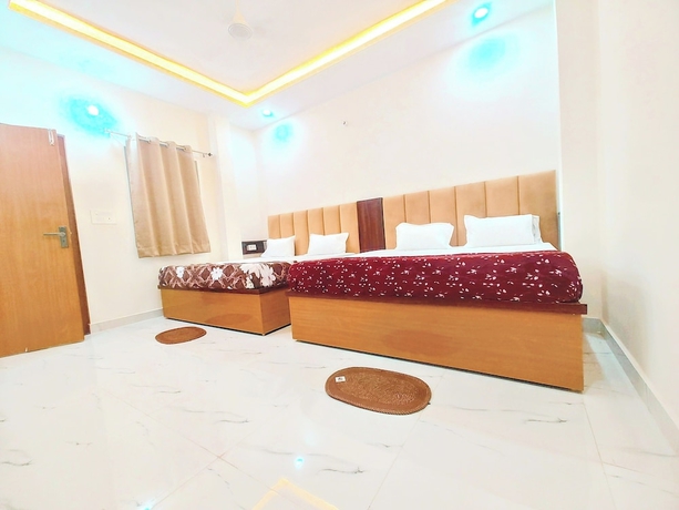 Imagen de la habitación del Hotel Awadh Star Palace. Foto 2