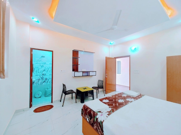 Imagen de la habitación del Hotel Awadh Star Palace. Foto 6