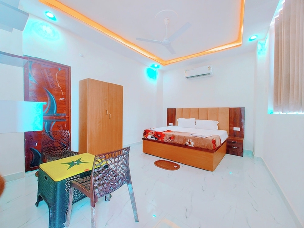 Imagen de la habitación del Hotel Awadh Star Palace. Foto 9