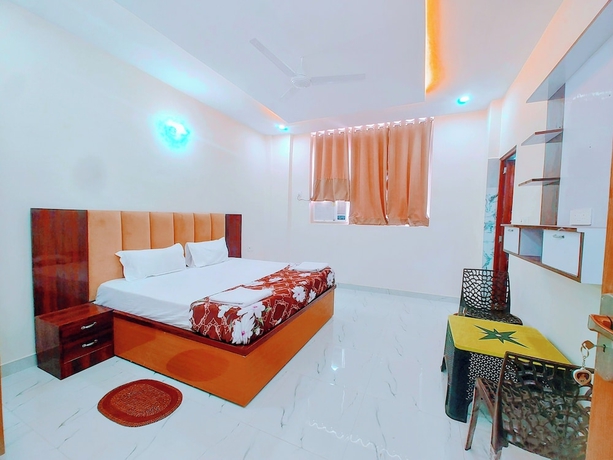 Imagen de la habitación del Hotel Awadh Star Palace. Foto 12