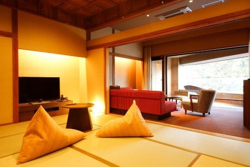 Imagen de la habitación del Hotel Awaji Hamarikyu. Foto 6