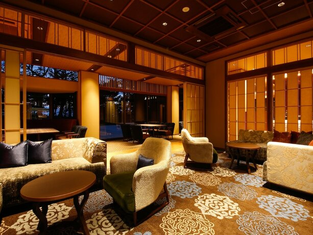 Imagen del bar/restaurante del Hotel Awaji Hamarikyu Takumi. Foto 14