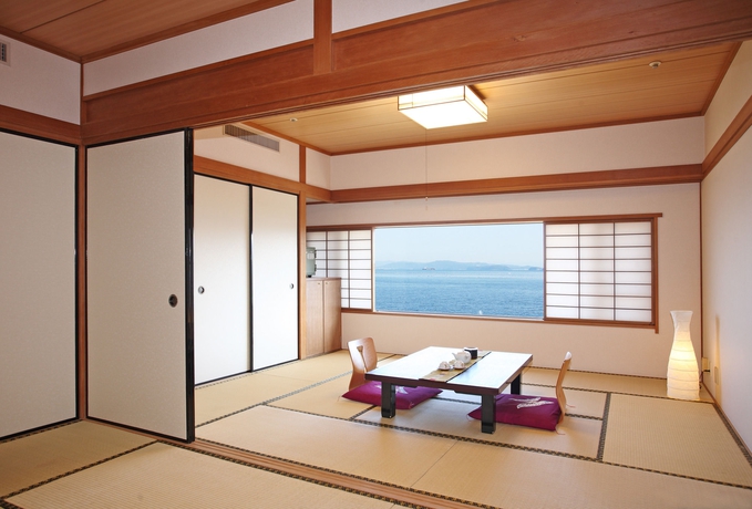 Imagen de la habitación del Hotel Awaji International The Sunplaza. Foto 9