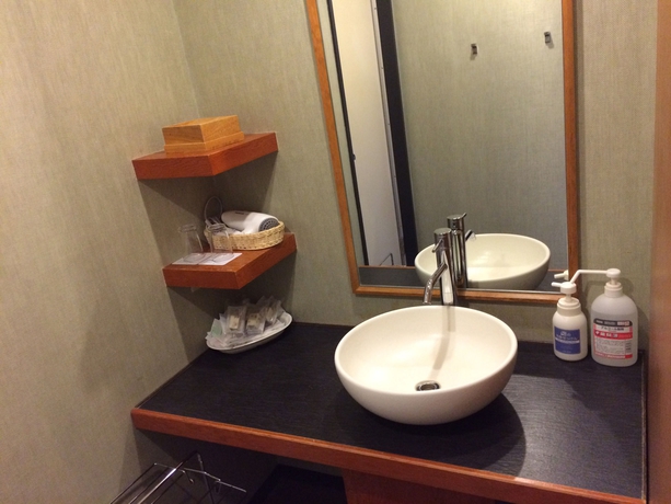 Imagen de la habitación del Hotel Awaji International The Sunplaza. Foto 14