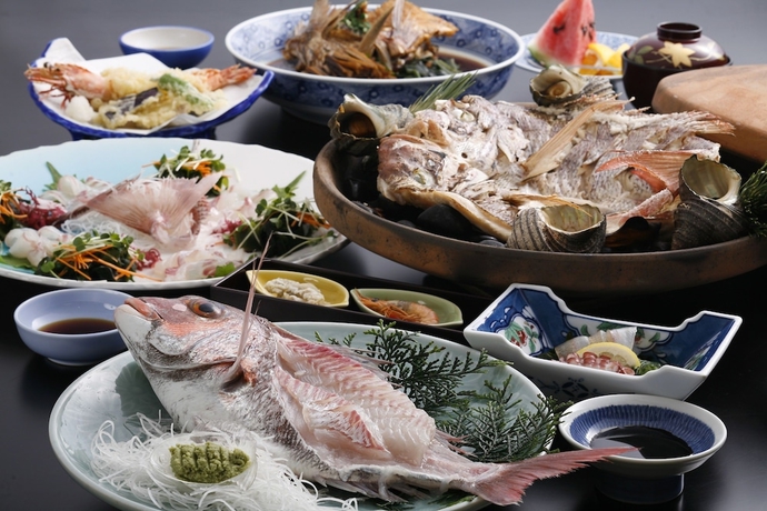 Imagen del bar/restaurante del Hotel Awaji Island Uzushio Onsen Umemaru. Foto 9
