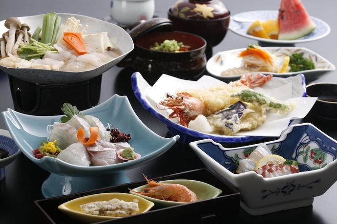 Imagen del bar/restaurante del Hotel Awaji Island Uzushio Onsen Umemaru. Foto 10