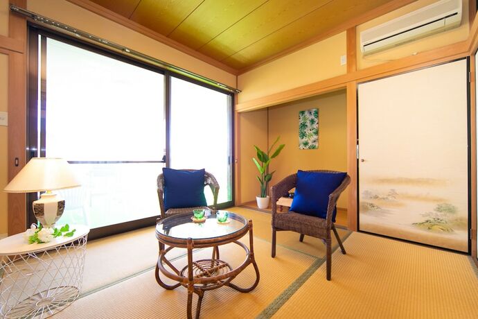 Imagen general del Hotel Awaji Seaside Resort In Shiduki. Foto 4