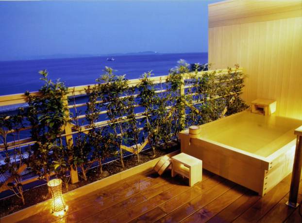 Imagen de la habitación del Hotel Awaji Yumesenkei - Sumoto Onsen. Foto 3