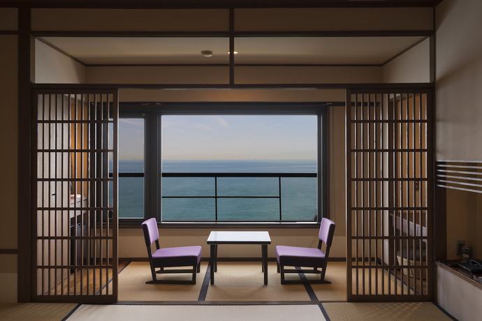 Imagen de la habitación del Hotel Awajishima Kanko. Foto 8