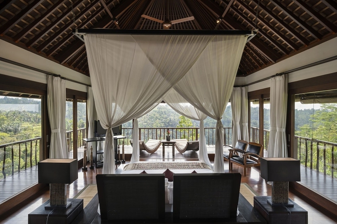 Imagen de la habitación del Hotel Awan Biru Villas. Foto 3