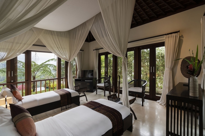 Imagen de la habitación del Hotel Awan Biru Villas. Foto 8