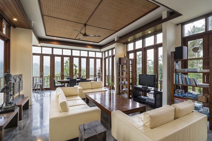 Imagen de la habitación del Hotel Awan Putih Resort. Foto 10