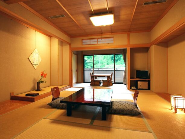 Imagen de la habitación del Hotel Awanoyu, Matsumoto. Foto 16
