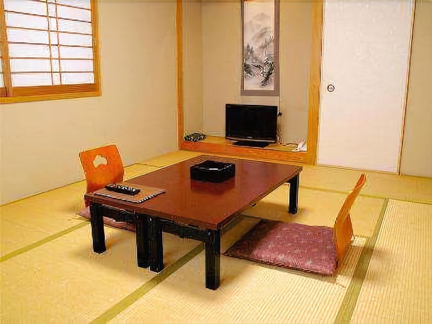 Imagen de la habitación del Hotel Awara Grand. Foto 8